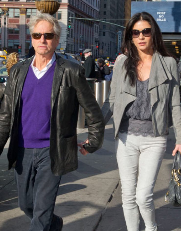 Βόμβα στο Hollywood: Χωρίζουν Douglas - Jones