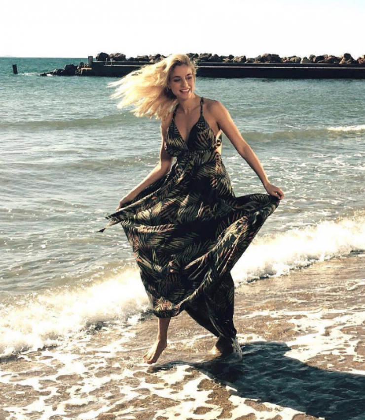 Κι όμως! Η Δούκισσα Νομικού έχει ανασφάλεια όταν φωτογραφίζεται με μαγιό!