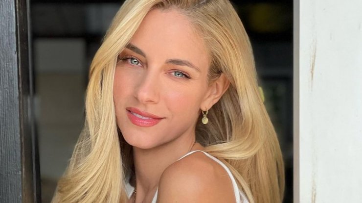 Δούκισσα Νομικού: Το hair accessory που επέλεξε και απογείωσε την κομψότητα στο look της!