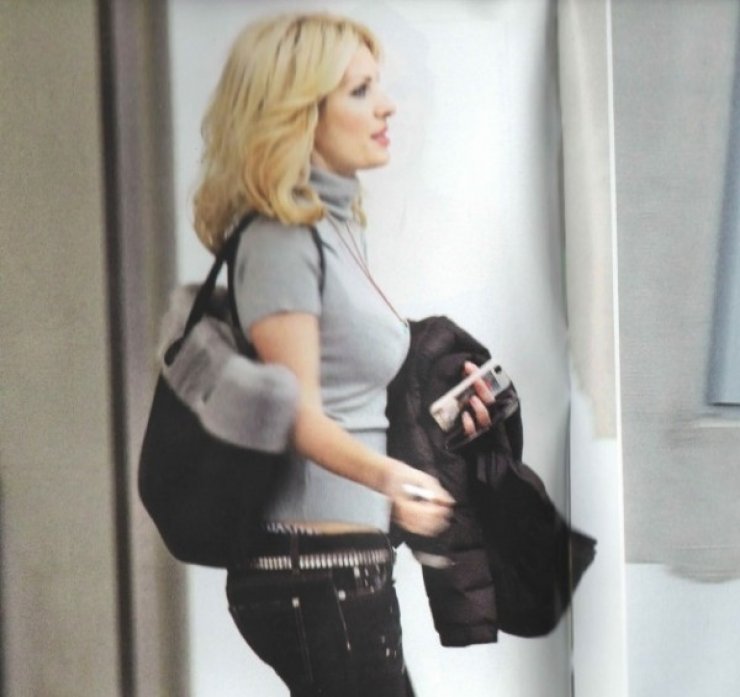  Ελένη Μενεγάκη: Όλη η αλήθεια για τη λιποθυμία στο πλατό της εκπομπής της