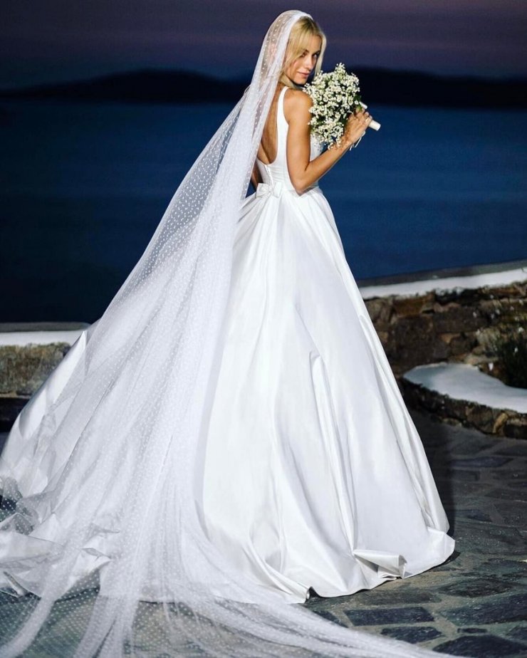 Δούκισσα Νομικού: Αποκάλυψε το πιο εντυπωσιακό δώρο που έλαβε για το γάμο της