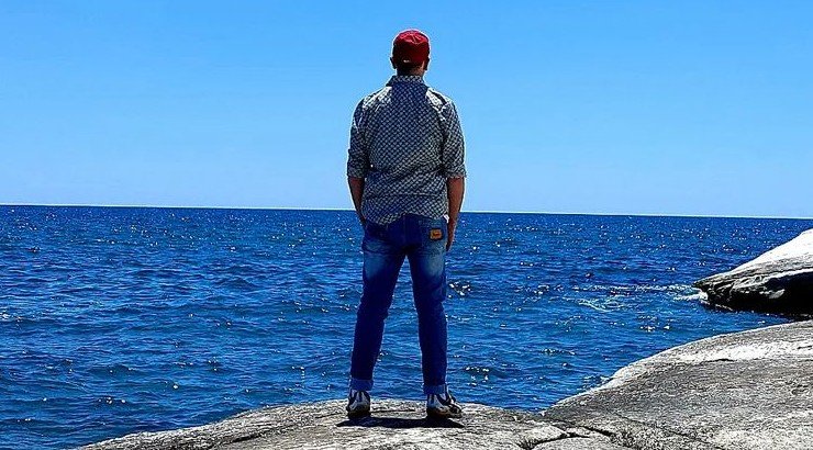 Γνωστός ηθοποιός του νησιού: “Έχω περάσει βαριά κατάθλιψη” [βίντεο]