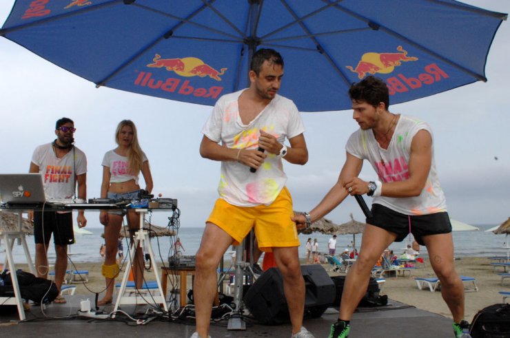 Final Fight: Το πιο «τρελό» beach party