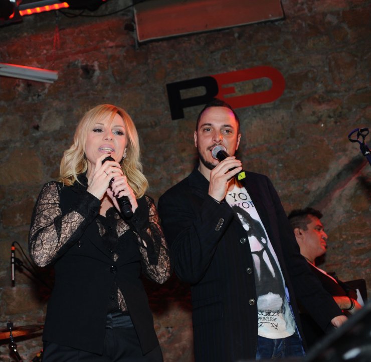 Στην Κύπρο η Πέγκυ Ζήνα!