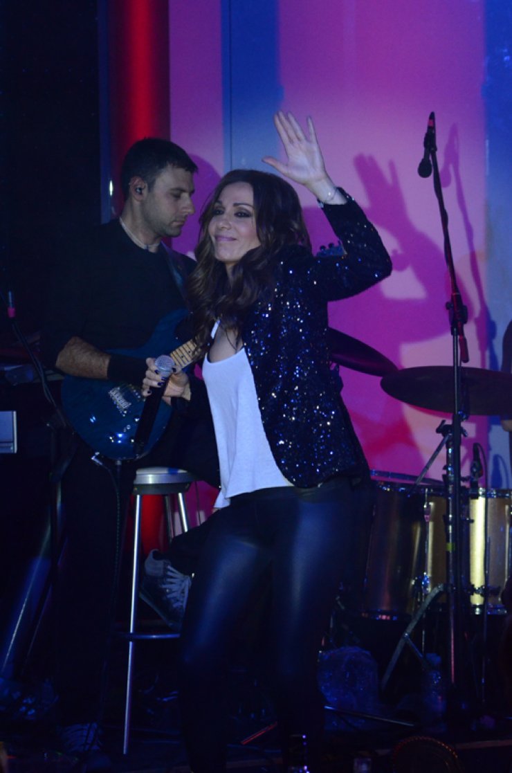 Δέσποινα Βανδή: Η εμφάνιση της για τον Απόλλωνα Λεμεσού