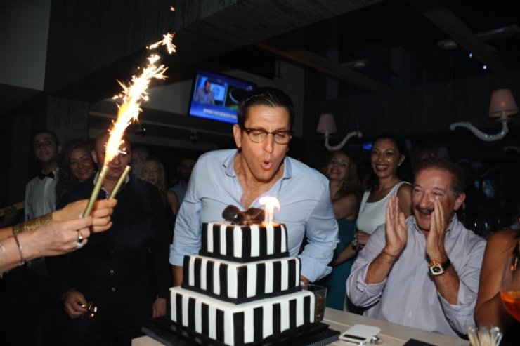 Χριστόφορος Τορναρίτης: Το μεγάλο πάρτυ για τα 48α γενέθλια του