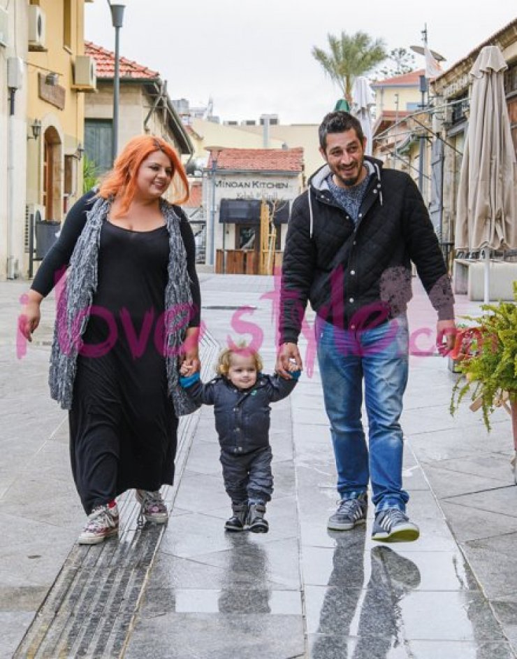 "Λιώσαμε": Η Μαριλένη Σταύρου μας έδειξε τον νεογέννητο γιο της στην πρώτη φωτογραφία από το μαιευτήριο!