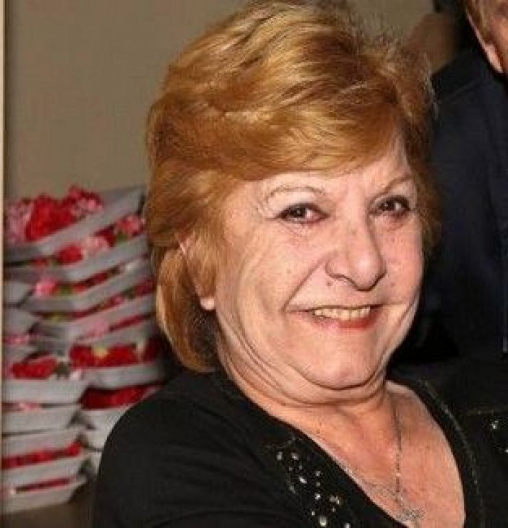  Συντετριμμένος ο γιος της Τζένης Βάνου μιλά για τις τελευταίες της στιγμές