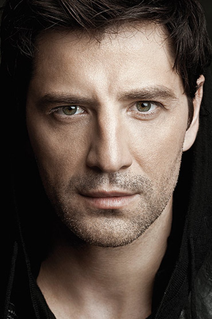 Σάκης Ρουβάς: Ταξίδι αστραπή σήμερα στην Κύπρο