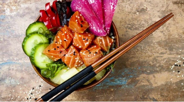 Ξέχνα το γιαπωνέζικο σούσι, ήρθε το χαβανέζικο και στην Κύπρο