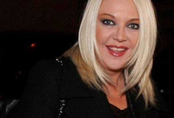 Ρούλα Κορομηλά: Χωρίς ίχνος μακιγιάζ [εικόνα]