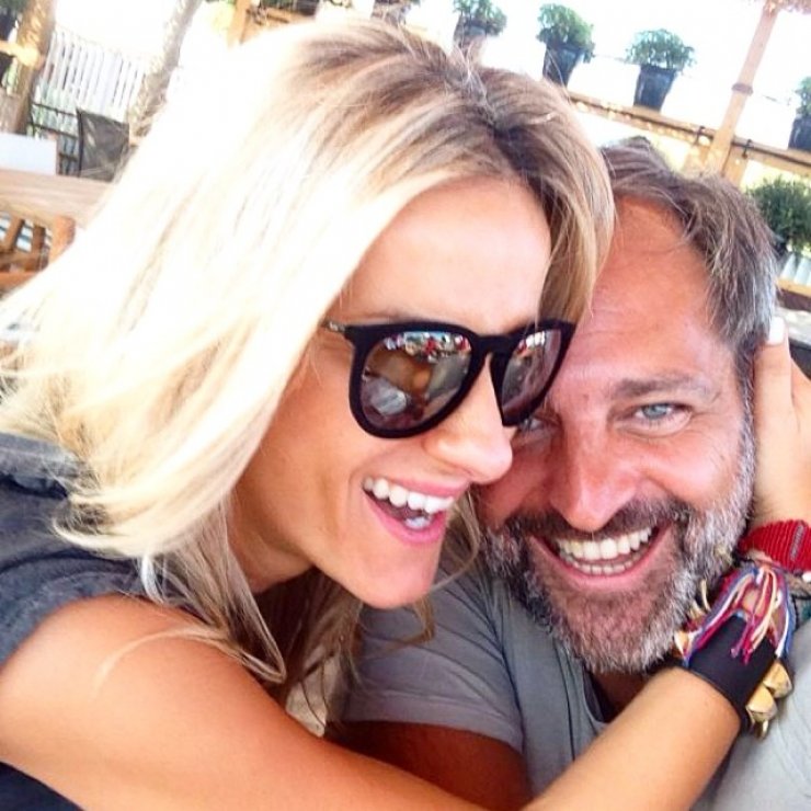 Ο σύντροφος της Έφης Παπαϊωάννου γιόρτασε τα γενέθλιά του στην Αθήνα! [εικόνα & βίντεο]