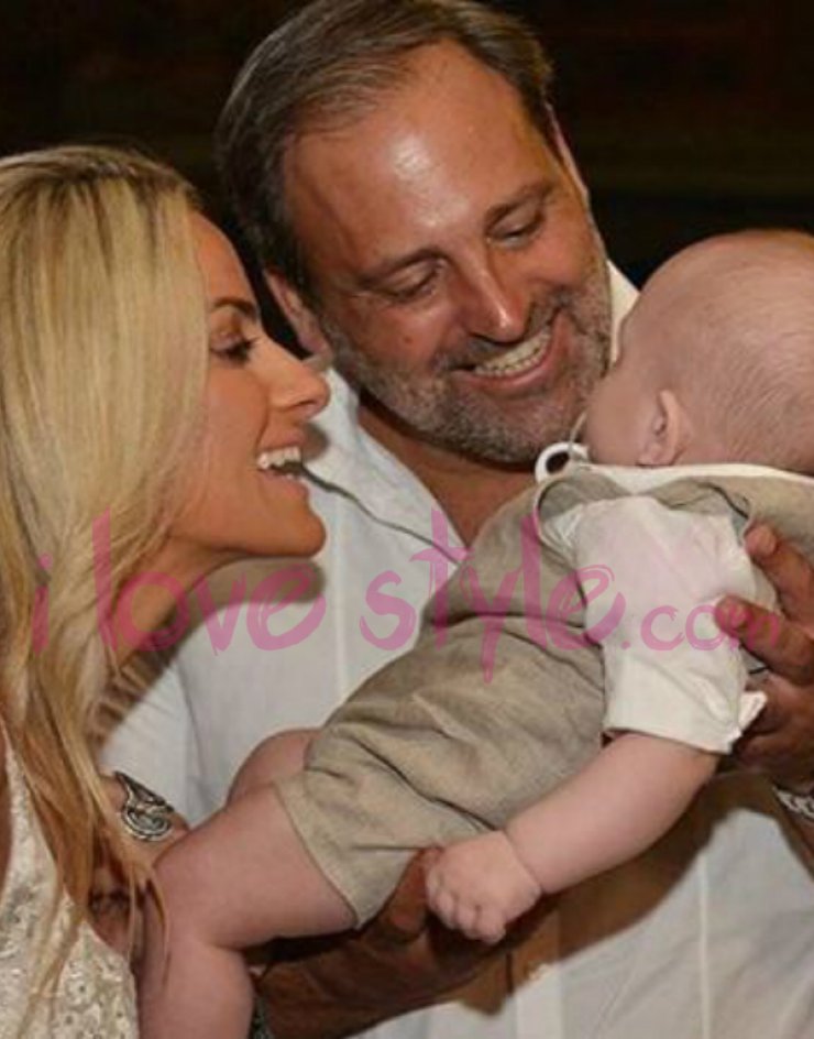 Έφη Παπαϊωάννου – Μαξ Τρίγκας: Βόλτα με τον γιο τους! [εικόνα]