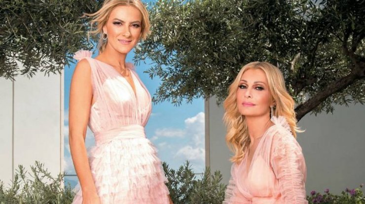 Θεοδωρίδου – Παπαϊωάννου: Σε τρελά κέφια στο καμαρίνι της τραγουδίστριας στη Λεμεσό! [βίντεο]