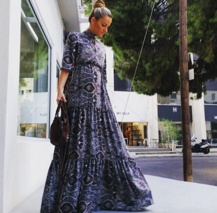 Έφη Παπαϊωάννου: Πόσο chic στον πέμπτο μήνα εγκυμοσύνης της!