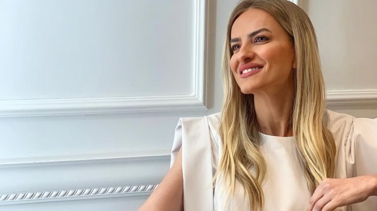 Έφη Παπαϊωάννου: Την "τσακώσαμε" να παίζει μπάλα με τον γιο της και την παρέα του και ενθουσιαστήκαμε!