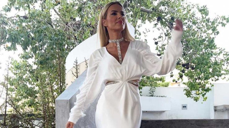 Έφη Παπαϊωάννου: 3 summer looks της σχεδιάστριας στην Αθήνα 