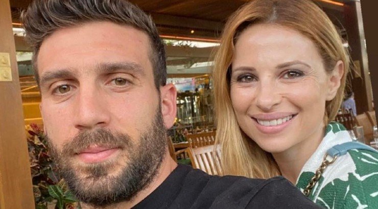 Εφραίμ – Αριστοτέλους: Η βραδινή έξοδος για φαγητό με τους κουμπάρους τους [εικόνα]