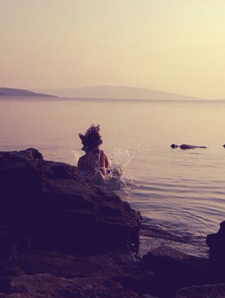 Ελληνίδα ηθοποιός είναι σε προχωρημένη εγκυμοσύνη και δεν το πήρε κανείς είδηση!