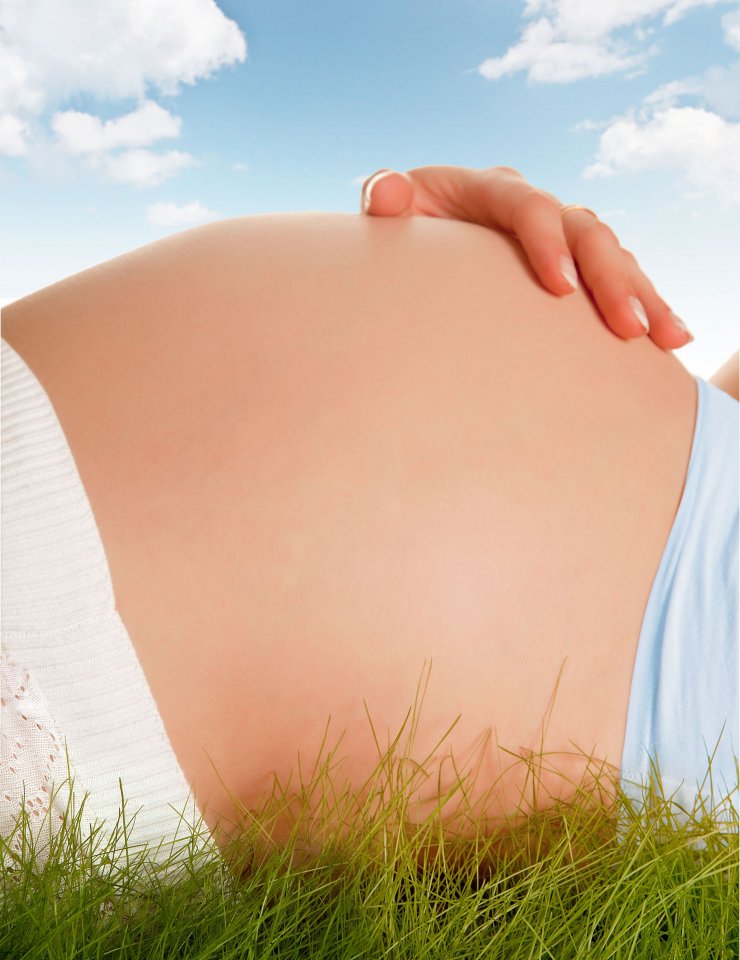 4 λόγοι που είναι ωραίο να είσαι έγκυος το καλοκαίρι