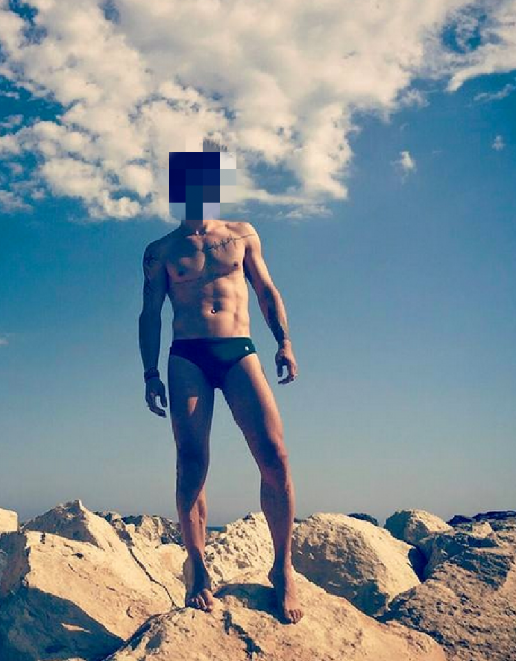 Επώνυμος Κύπριος ποζάρει χωρίς μπλούζα κι αναστατώνει τον γυναικείο πληθυσμό!