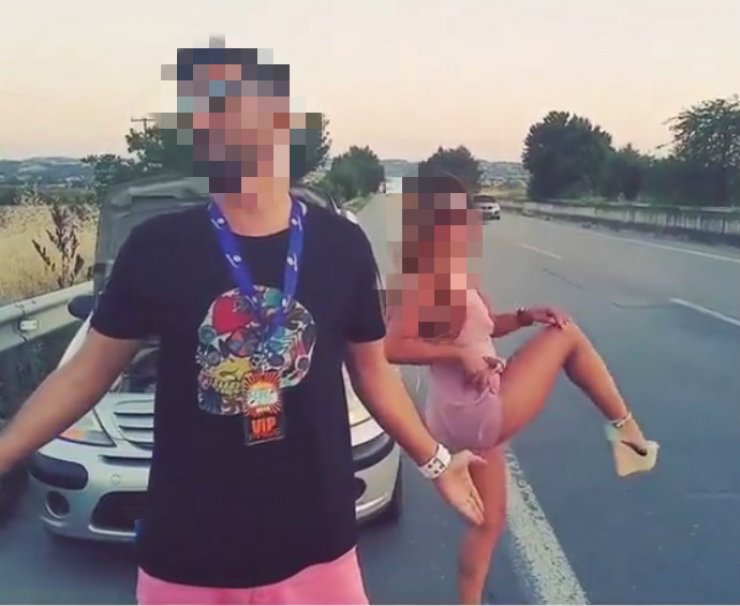 Aπίστευτο: Πασίγνωστη Κύπρια έκανε ωτοστόπ στον αυτοκινητόδρομο επιδεικνύοντας τα προσόντα της