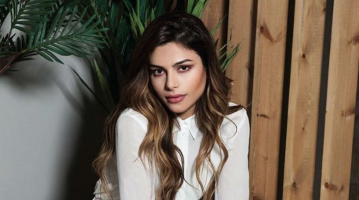 Η πτώση της Ελευθερίας Ελευθερίου με πολύ ψηλό τακούνι! [βίντεο] 