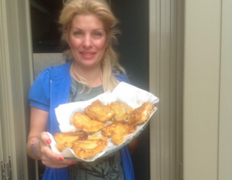 Όταν η Ελένη τηρεί τα έθιμα