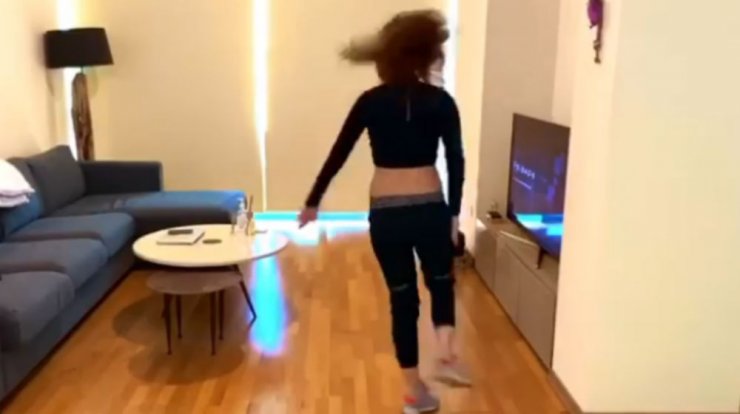 Είδαμε επώνυμη Κύπρια να χορεύει με φουσκωμένη κοιλίτσα στον έκτο μήνα και εντυπωσιαστήκαμε! [βίντεο]