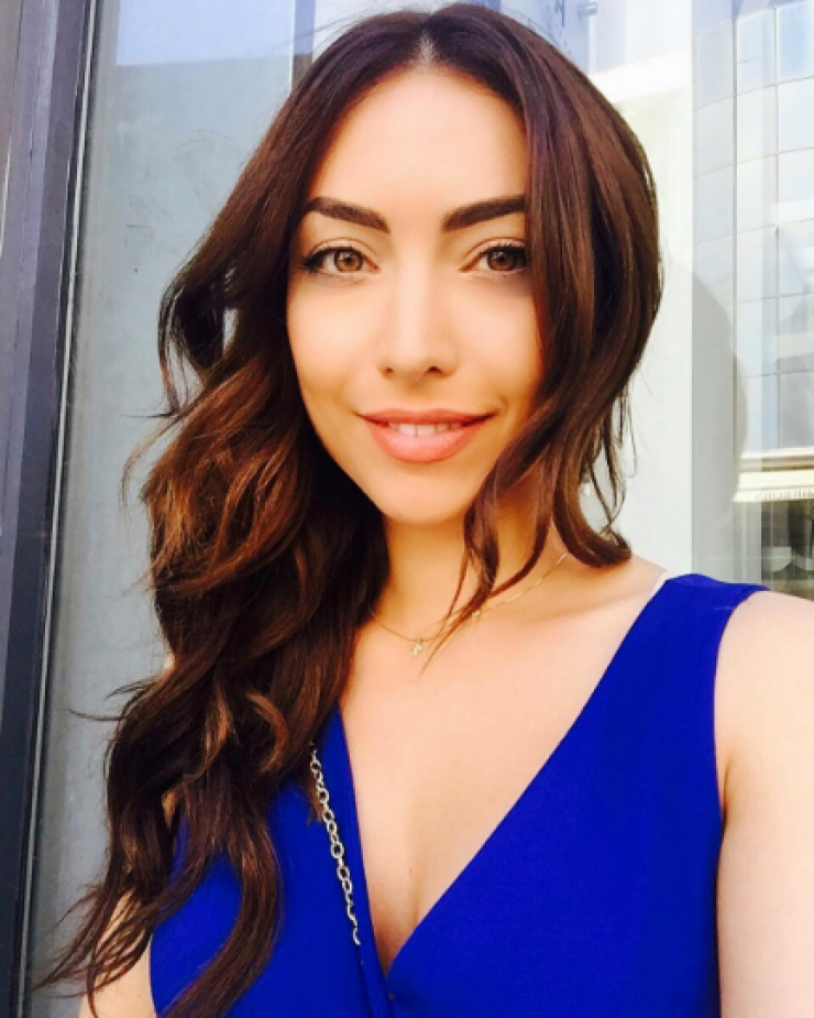 Έλενα Πιερίδου: Μας συστήνει την πανέμορφη αδερφή της!