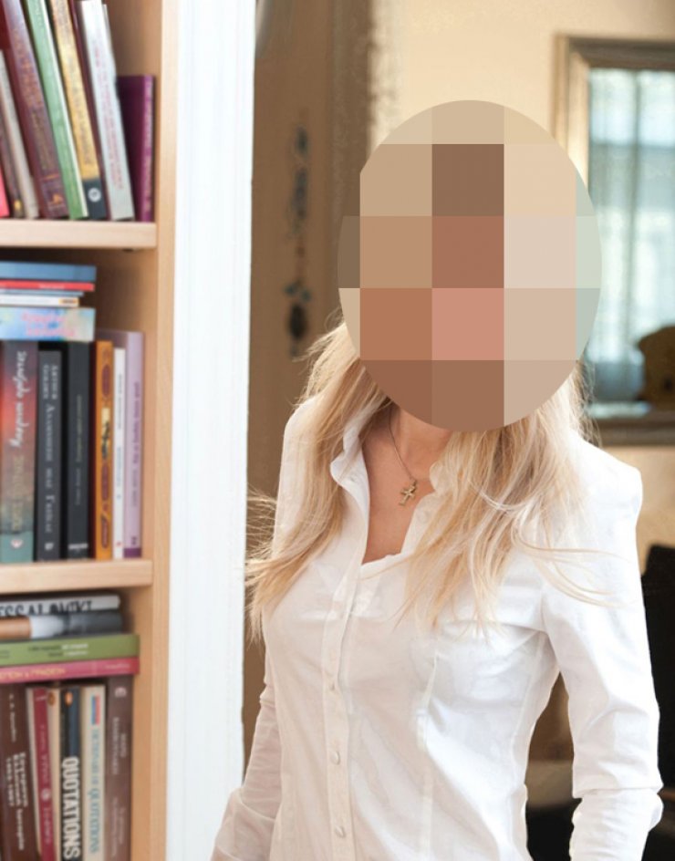 Στις κάλπες η κουκλάρα σύντροφος γνωστού Κύπριου