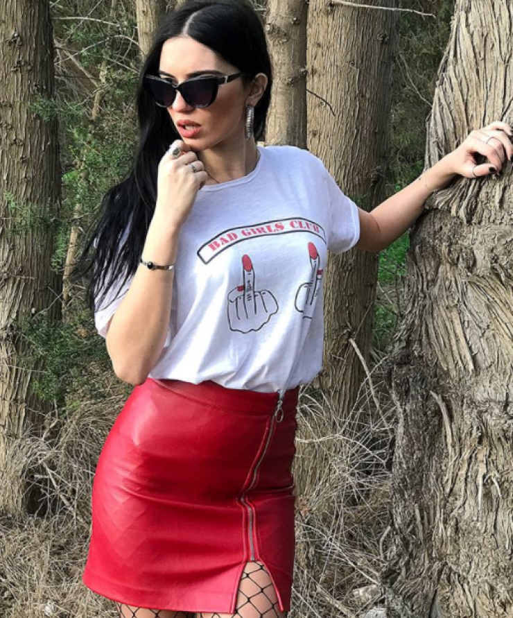 Έλενα Θεοδώρου: Το φλερτ που δέχθηκε στο ασανσέρ από πολύ μεγαλύτερό της άντρα! [βίντεο]