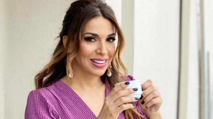 Ελένη Χατζίδου: Μας έδειξε τους κοιλιακούς της τέσσερις μήνες μετά τη γέννηση της κόρης της και μείναμε άφωνοι!