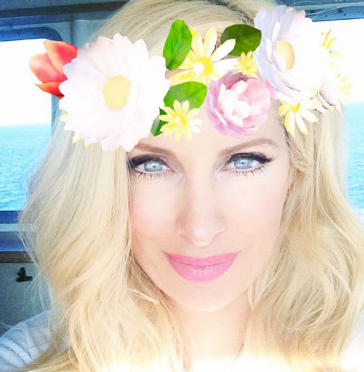 Ελένη Μενεγάκη: Δείτε πόσο έχει μεγαλώσει ο γιος της!