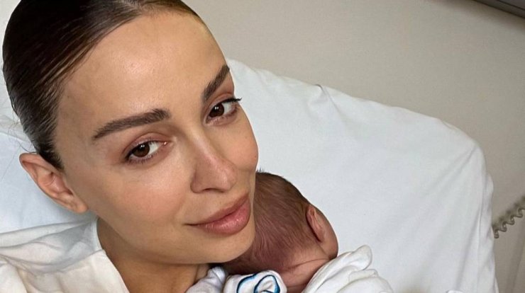 Ελένη Φουρέιρα: Μας βάζει πρώτη φορά στο δωμάτιο του γιου της [εικόνα]