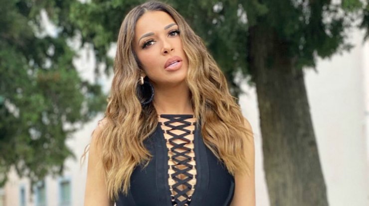 Ελένη Χατζίδου: Έκανε πρόβα νυφικού στήνοντας γλέντι στο ατελιέ! [βίντεο]