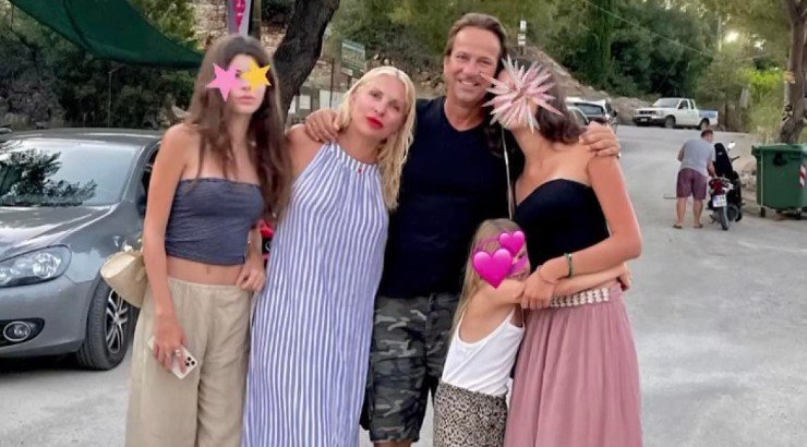 Ελένη Μενεγάκη: Οι φωτογραφίες με τα παιδιά της από τις καλοκαιρινές τους διακοπές! 