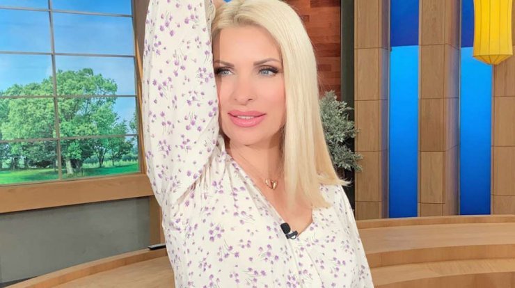 Ελένη Μενεγάκη: Μίλησε για τον έρωτα και άφησε όλους τους συνεργάτες της άφωνους