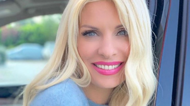 Ελένη Μενεγάκη: Η μικρή Μαρίνα στο πλατό με τη μαμά της! [εικόνα]