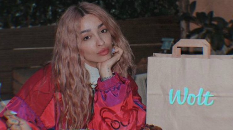 Ελένη Φουρέιρα: Σου προτείνει την απόχρωση της σκιάς που θα κυριαρχήσει την άνοιξη