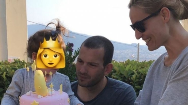 Ελεονώρα Μελέτη: Γιόρτασε τα γενέθλια της κόρης της με κλάματα μέσω βιντεοκλήσης [εικόνα]