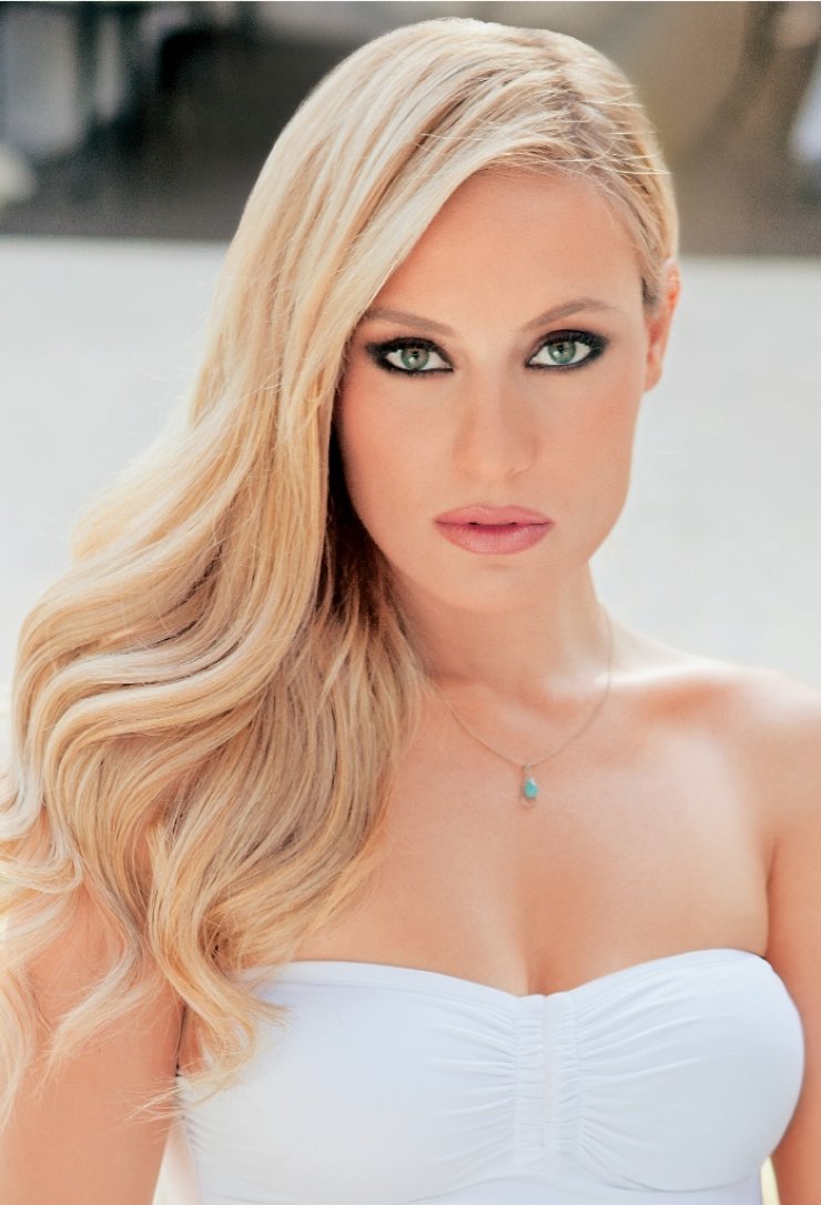 Ελεονώρα Μελέτη: “Έχω πληγωθεί από το χώρο και γι’ αυτό απέχω”