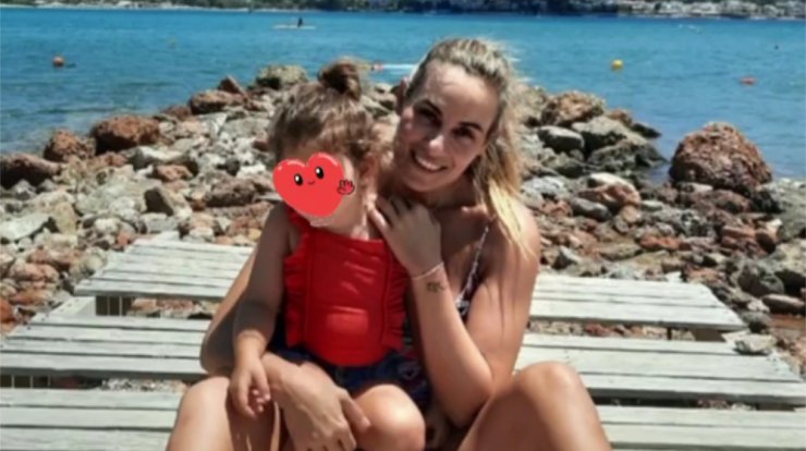 Ελεονώρα Μελέτη: Πως απαντάει όταν την ρωτάνε σε ποιον μοιάζει η κόρη της [εικόνα]