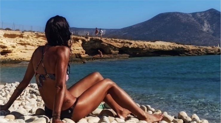 Ποια Ελληνίδα τραγουδίστρια αποκάλυψε πως έκανε κατάψυξη ωαρίων; [βίντεο]