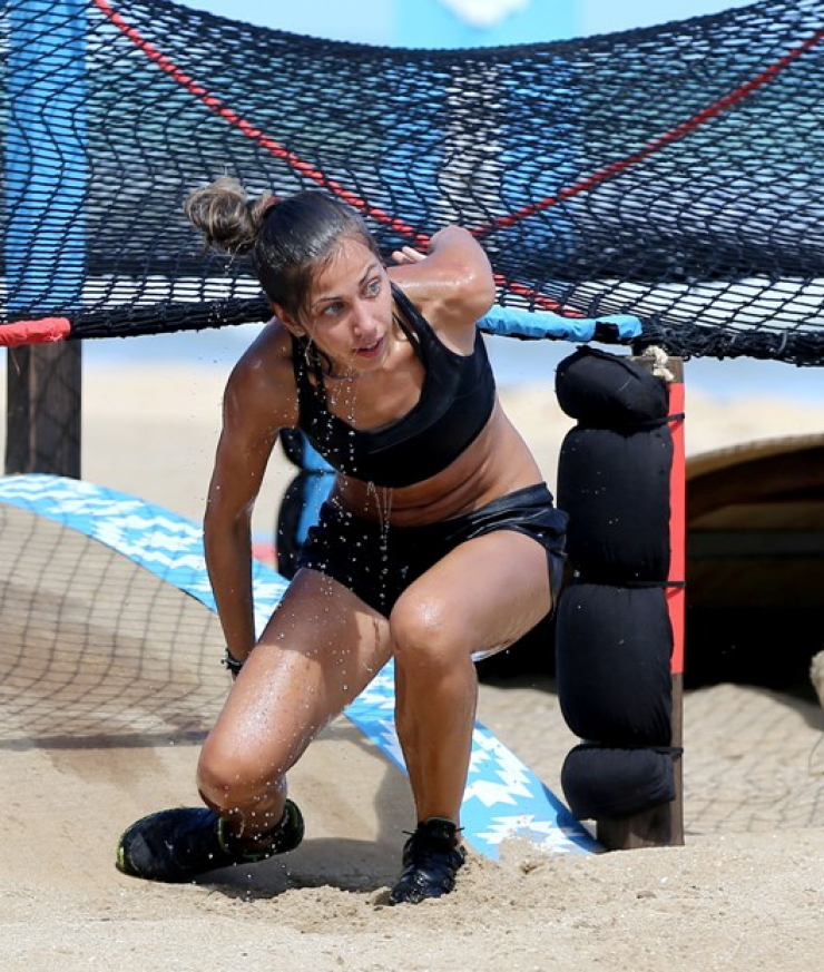 Βόμβα: Η Ελισάβετ Αϊνατζόγλου πρωταγωνίστρια σε ροζ video clip Έλληνα τραγουδιστή!