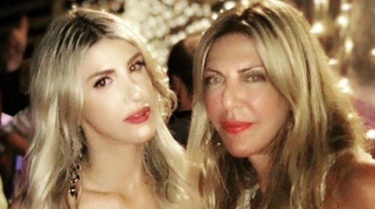 Ελίτα Μιχαηλίδου: Μας έδειξε για πρώτη φορά τον εγγονό της και είναι γλύκας! [εικόνα]