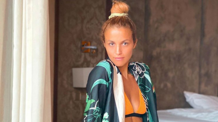 Κάλια Ελευθερίου: Απαντάει ξεκάθαρα αν είναι σε σχέση [βίντεο]