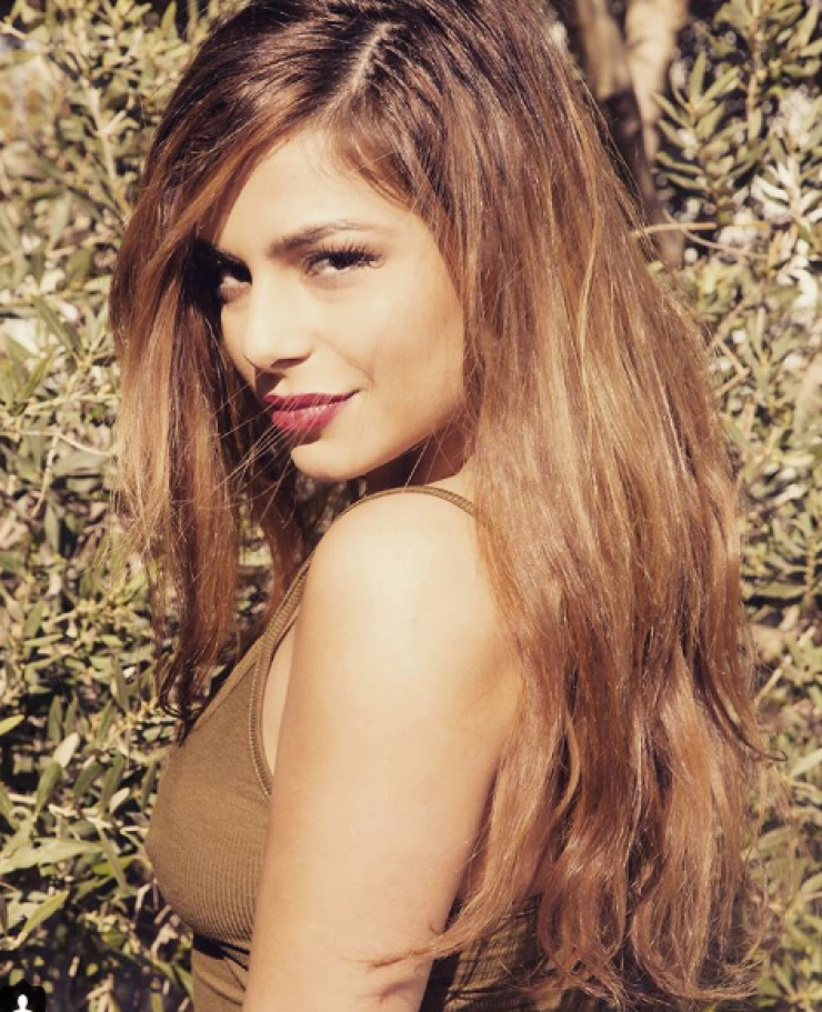 Ελευθερία Ελευθερίου: “Κολάζει” με το σέξι ρούχο της! [εικόνα και βίντεο]