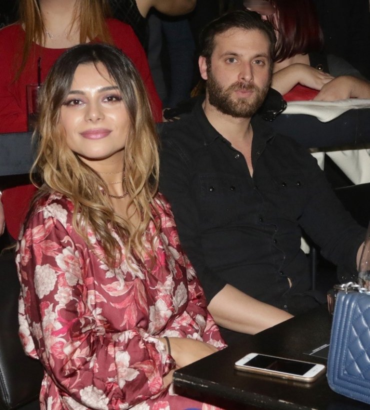 Ελευθερία Ελευθερίου: Αποκαλύπτει πρώτη φορά τι συμβαίνει στην προσωπική της ζωή! [βίντεο]