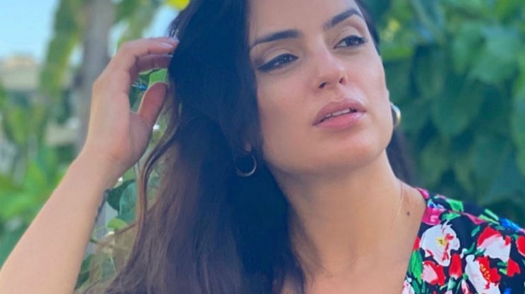 Ελπίδα Ιακωβίδου: Φόρεσε το πιο σέξι μαγιό και φωτογραφίζεται χωρίς ρετούς!